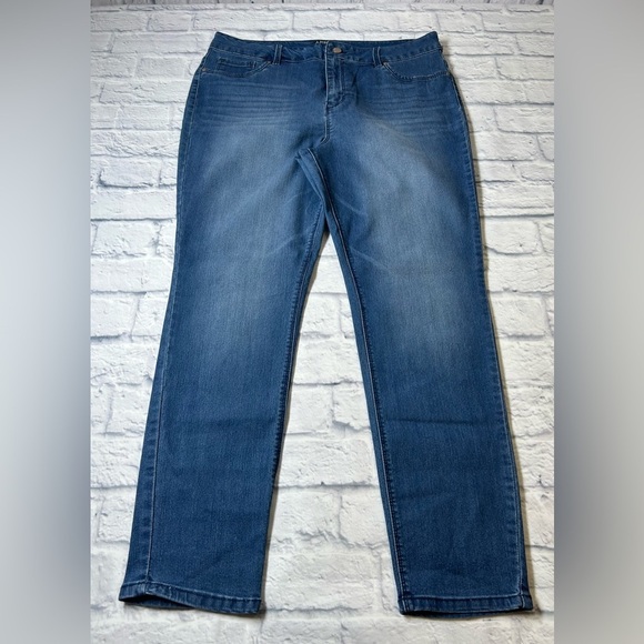 D. Jeans Classic Blue Denim Jeans. Straight Leg. Size 14. #Jeanswithstretch - Picture 1 of 6